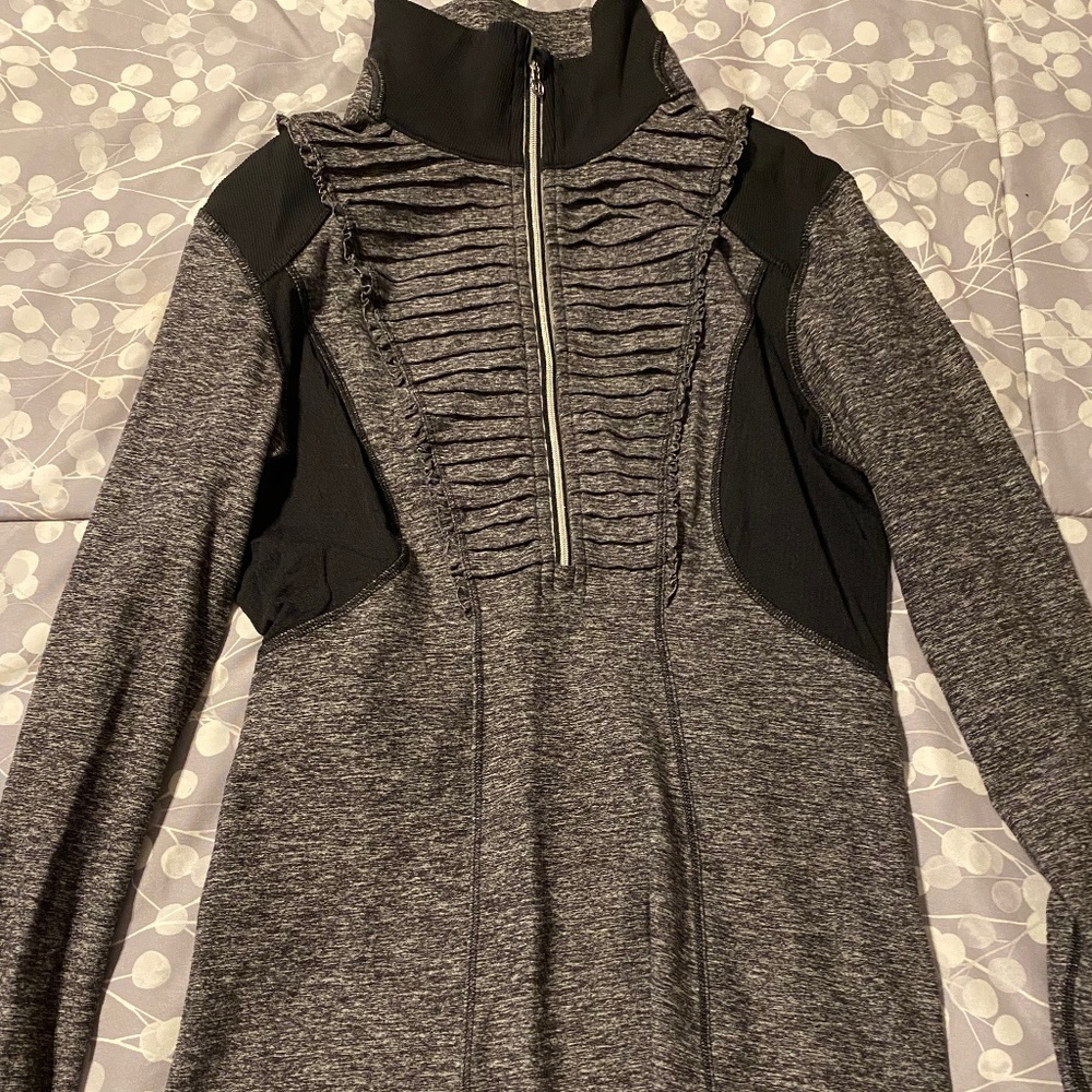 Lululemon 1/4 zip long sleeve